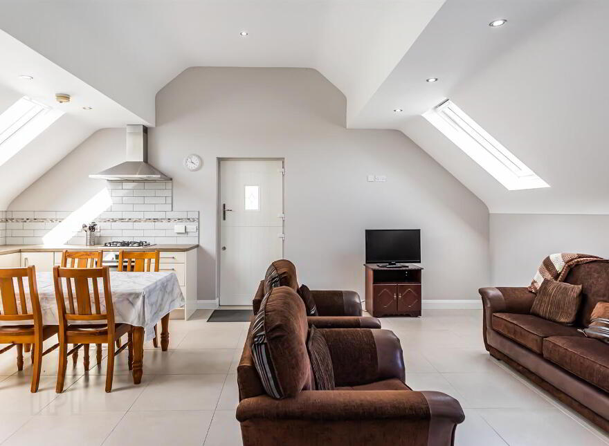 34 Scaddy Road, Downpatrick, BT30 9BP