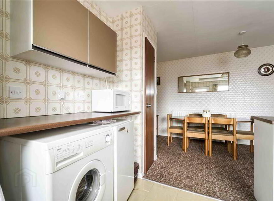 2 Greenwood, Ballynahinch Road, Lisburn, BT27 5DQ