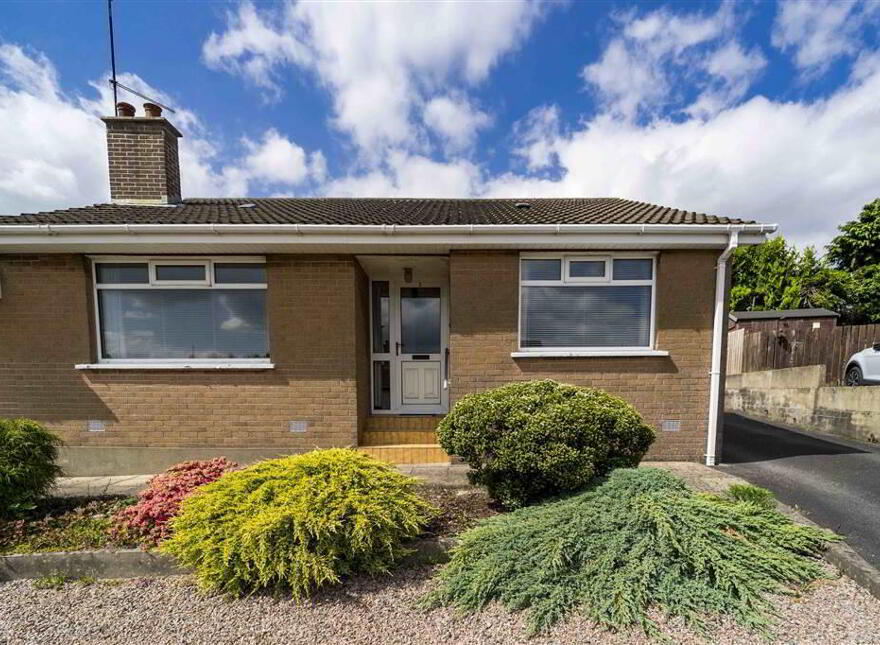 2 Greenwood, Ballynahinch Road, Lisburn, BT27 5DQ