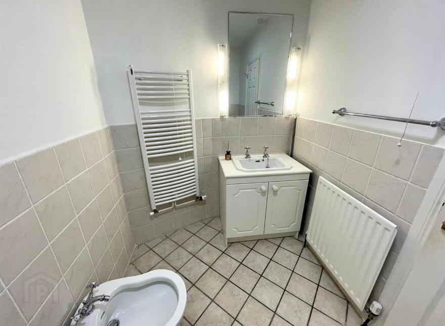 Apt 4, Knockdene Manor, Knockdene Park South, Belfast, BT5 7AB
