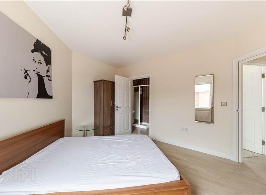 Apt 5, Tivoli Court, Finaghy Road South, Belfast, BT10 0BG