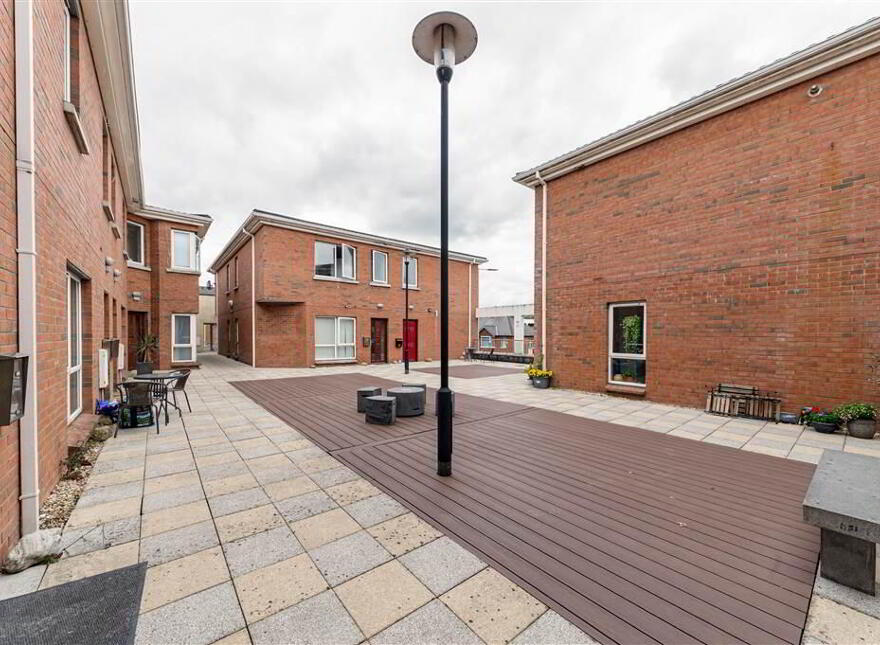 Apt 5, Tivoli Court, Finaghy Road South, Belfast, BT10 0BG