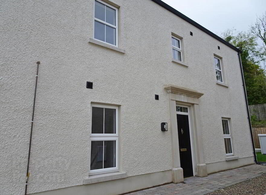 70 Loughview Meadows, Enniskillen, BT74 5PG photo