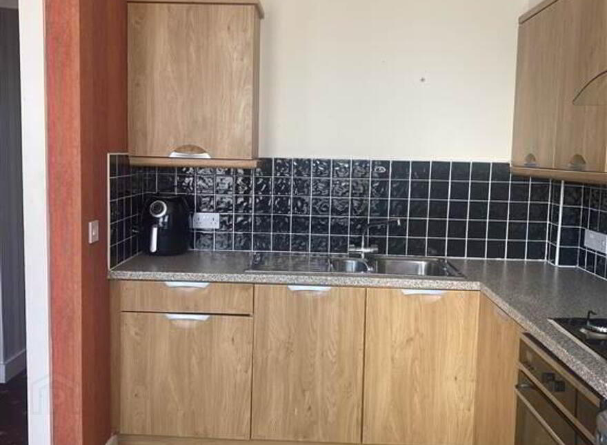 109 Cliftonville Road, Belfast, BT14 6JQ