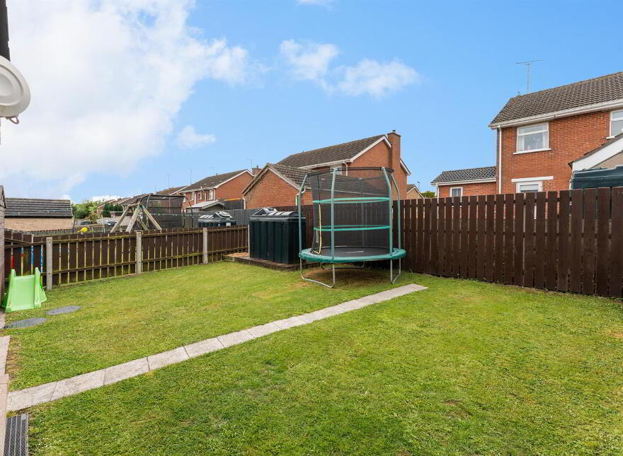 12 Millbank Grove, Ballynahinch, BT24 8WQ