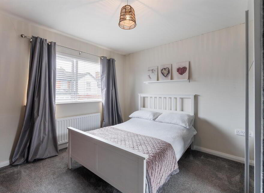 12 Millbank Grove, Ballynahinch, BT24 8WQ