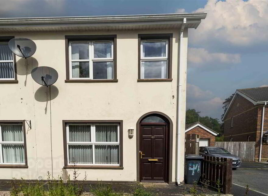 43 Demense Grove, Moira, BT67 0DS photo