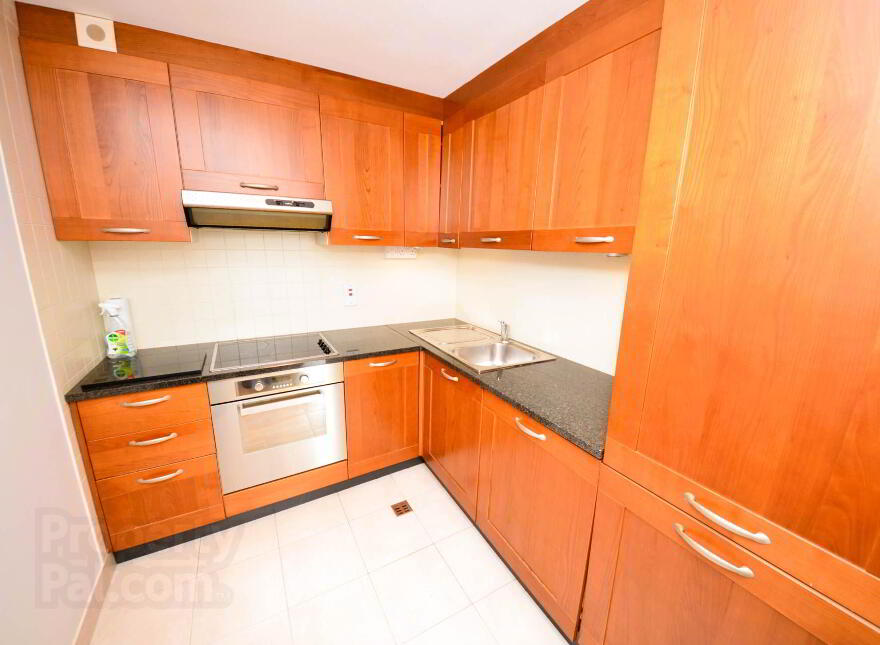 52 Grove Court, Grove Road, Blanchardstown, Dublin, D15R1XC photo