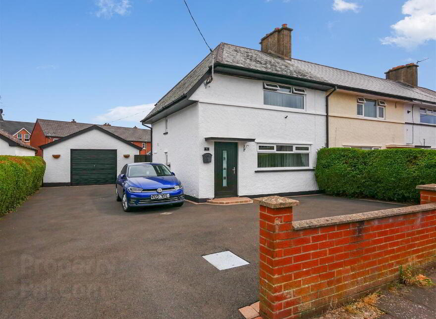 6 Bapaume Avenue, Cregagh Road, Belfast, BT6 9JE photo