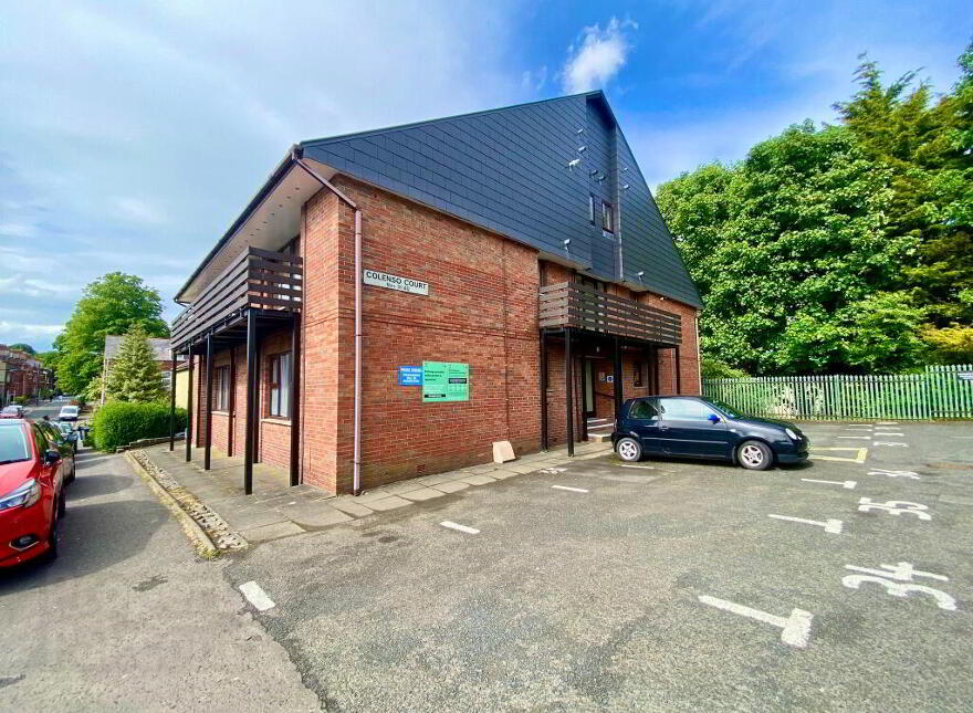 37 Colenso Court, Belfast, BT9 5BB photo