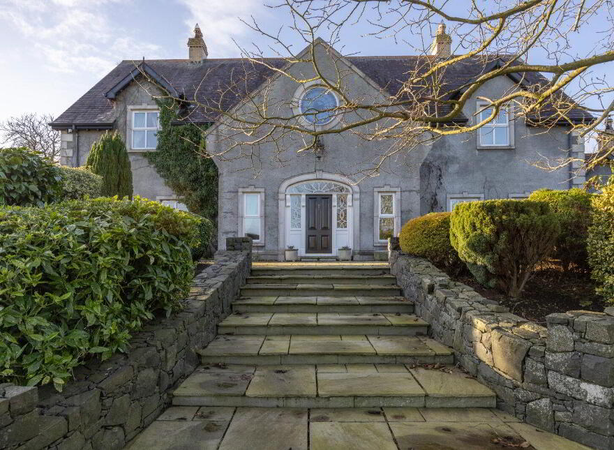68 Grove Road, Dromore, BT25 1QX