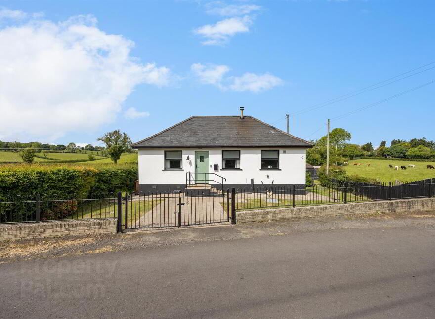 71 Lough Road, Lisburn, BT27 6TS photo