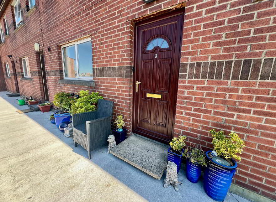 3 Castlebridge Court, Newcastle, BT33 0RF