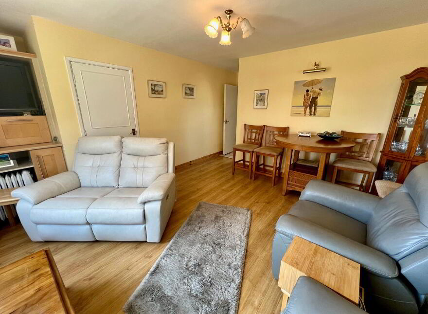 3 Castlebridge Court, Newcastle, BT33 0RF