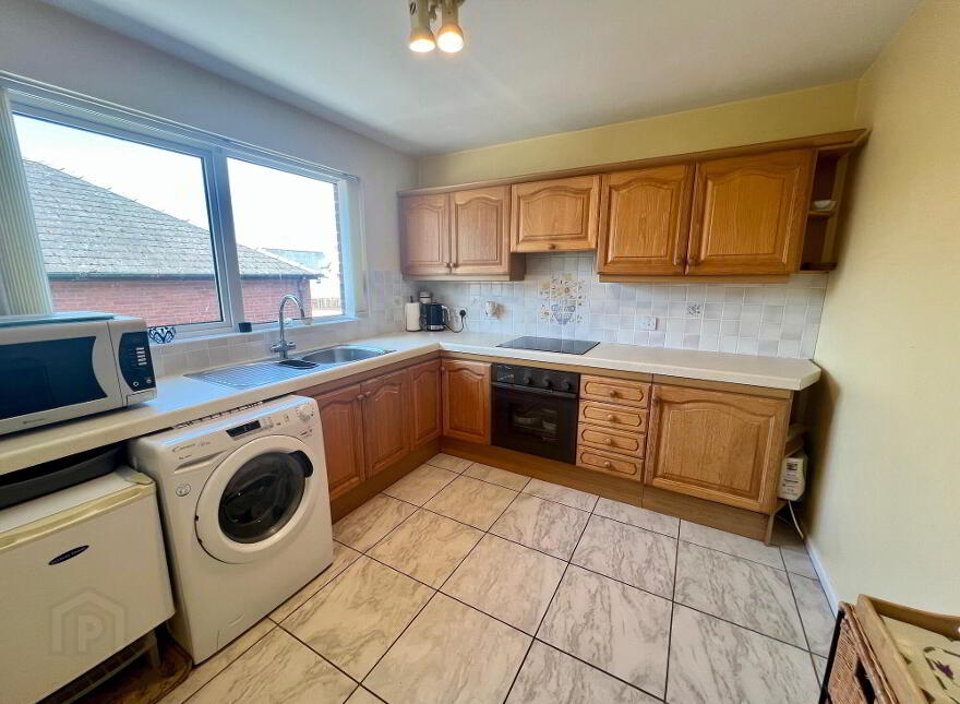 3 Castlebridge Court, Newcastle, BT33 0RF