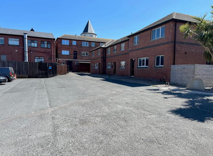 3 Castlebridge Court, Newcastle, BT33 0RF