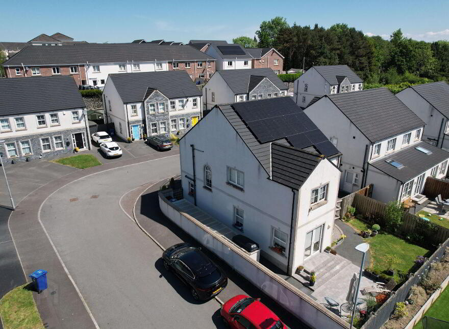 23 Heslips Court, Dublin Road, Newry, BT35 8GR