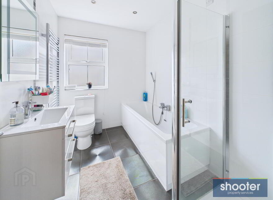 23 Heslips Court, Dublin Road, Newry, BT35 8GR