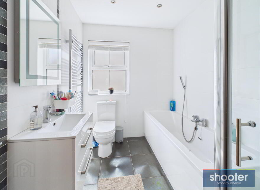 23 Heslips Court, Dublin Road, Newry, BT35 8GR