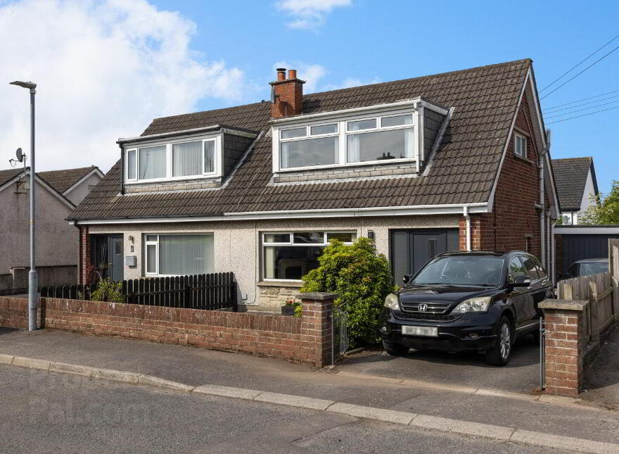 6 Thorndale Park, Carryduff, Belfast, BT8 8HZ photo