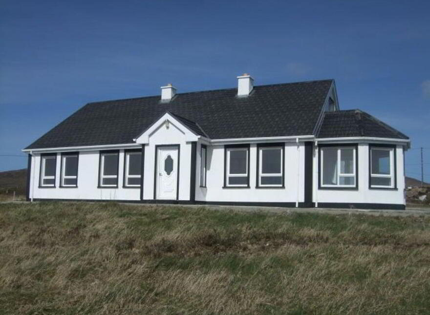 Glassagh Upper, Co. DONEGAL - 5 Bedroom House, Derrybeg photo