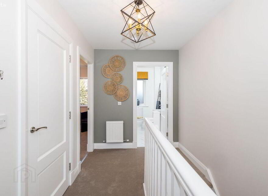 4 Ormond Avenue, Rush
