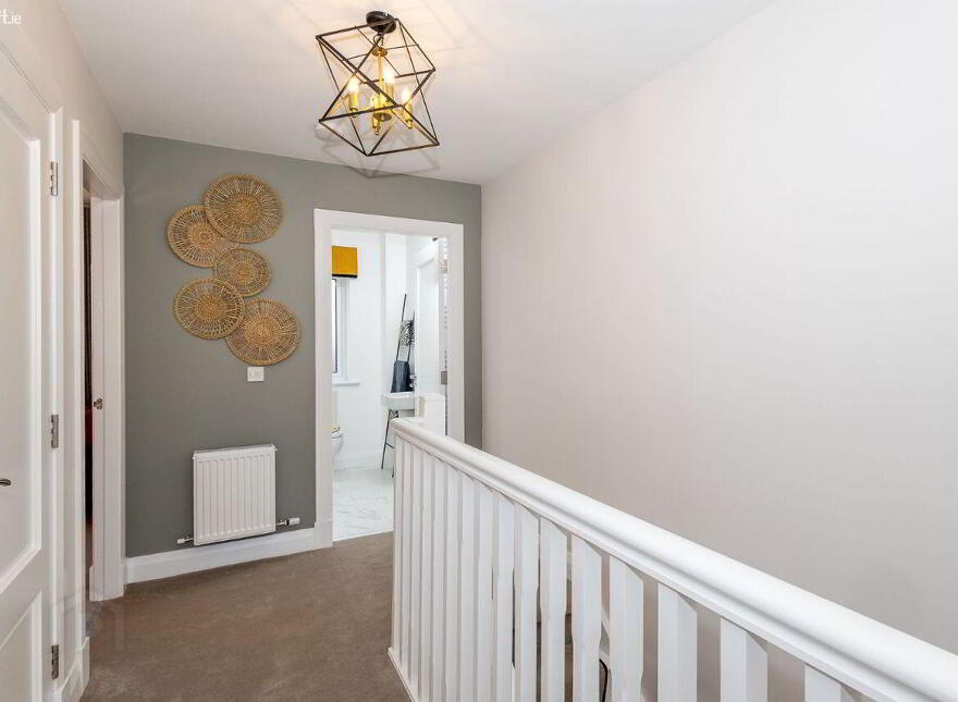 4 Ormond Avenue, Rush