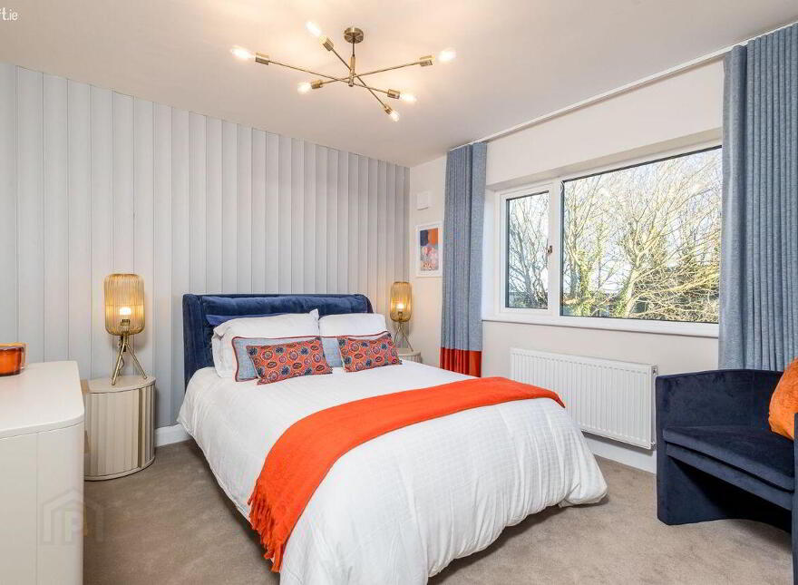 4 Ormond Avenue, Rush