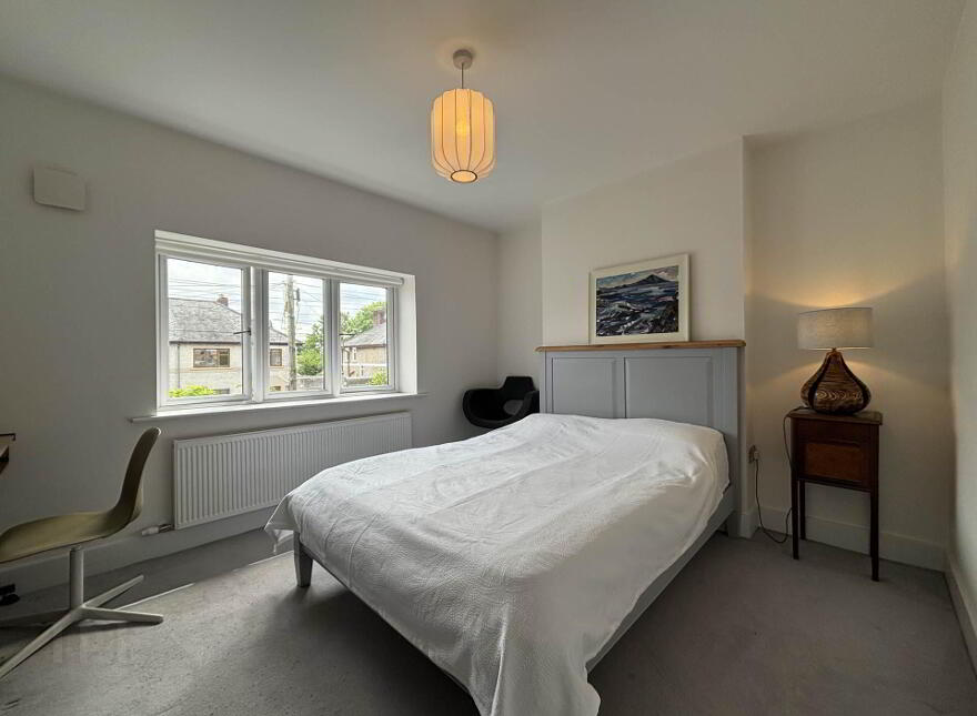 32 Lansdowne Park, Ennis Road