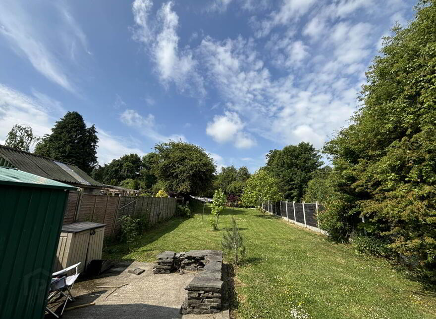 32 Lansdowne Park, Ennis Road