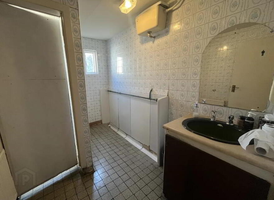 An Sionnach Rua, Bonnifinglas, Attymass, Ballina, F26HR65