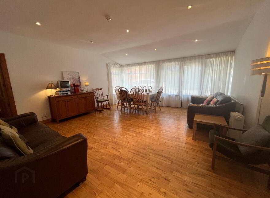 An Sionnach Rua, Bonnifinglas, Attymass, Attymass, F26HR65
