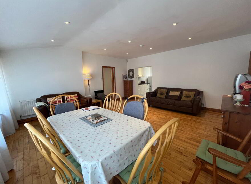 An Sionnach Rua, Bonnifinglas, Attymass, Attymass, F26HR65