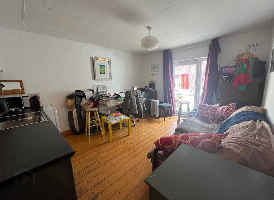 An Sionnach Rua, Bonnifinglas, Attymass, Attymass, F26HR65