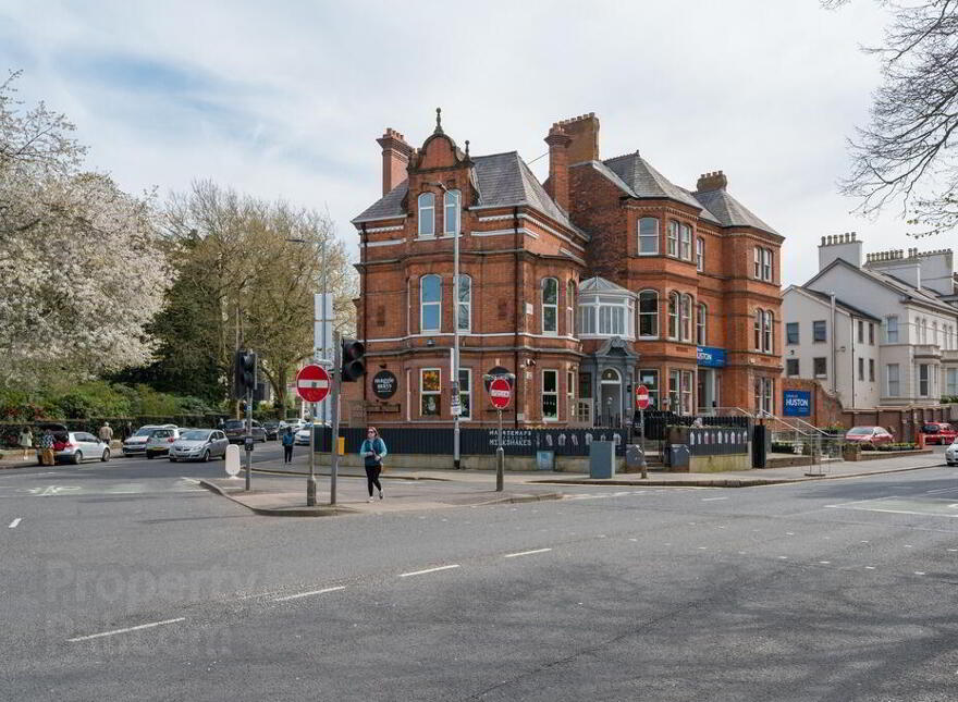 2 Malone Road, Belfast, BT9 5BN photo