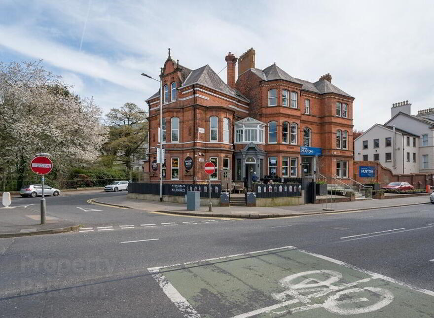 2 Malone Road, Belfast, BT9 5BN photo