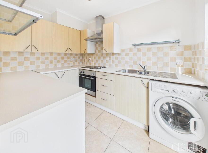 18 Berkley Court, Belfast, BT8 7FJ