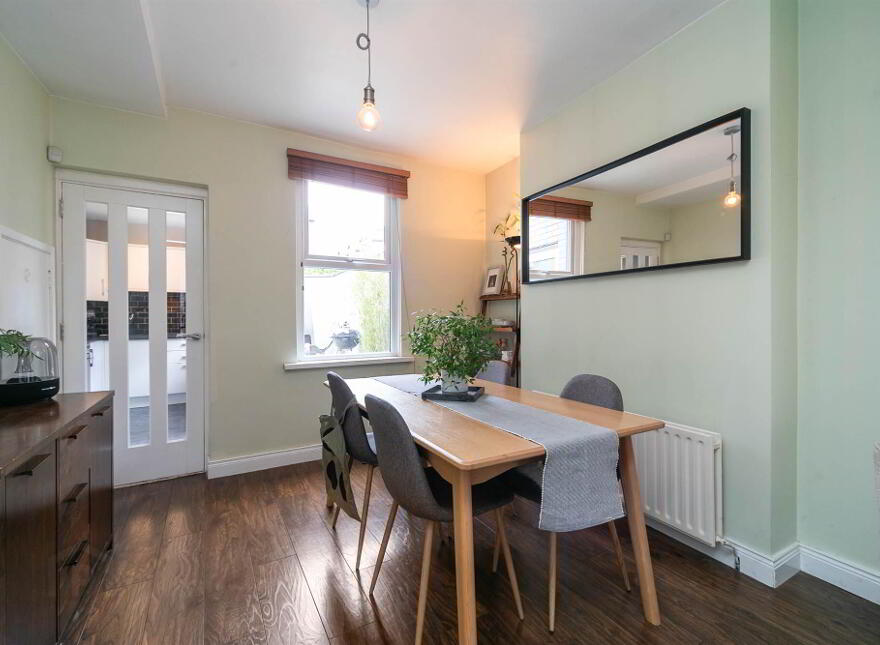 80 Nevis Avenue, Ballyhackamore, Belfast, BT4 3AE