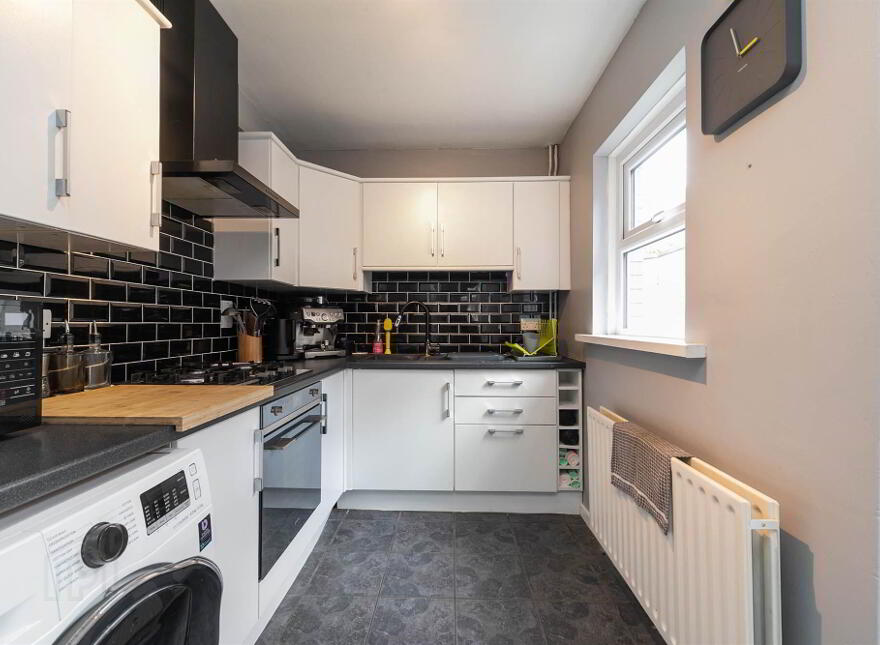 80 Nevis Avenue, Ballyhackamore, Belfast, BT4 3AE