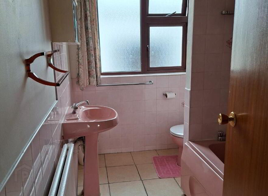 55 Lough Side Road, Garrison, BT93 4EZ