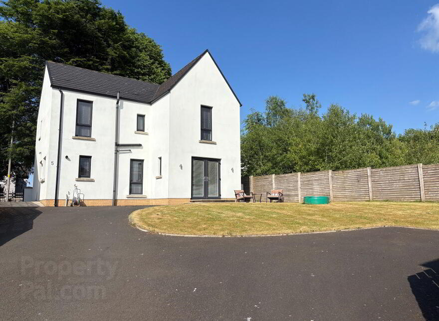 5 Mcarthur Place, Dervock, Ballymoney, BT53 8DY photo