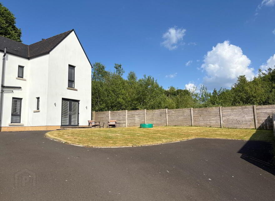 5 McArthur Place, Dervock, Ballymoney, BT53 8DY