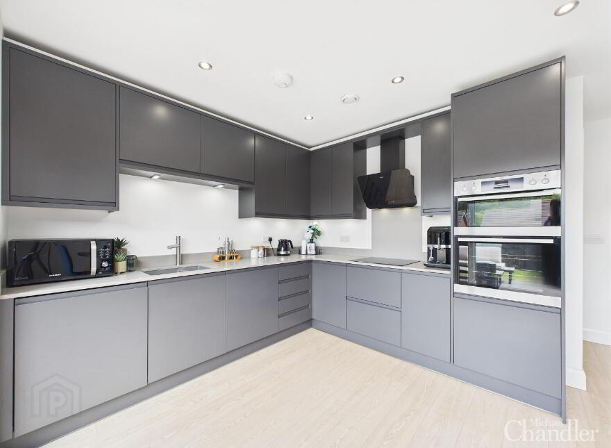 4 Baronsgrange Rise, Carryduff, Belfast, BT8 8GE