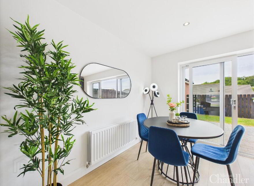 4 Baronsgrange Rise, Carryduff, Belfast, BT8 8GE