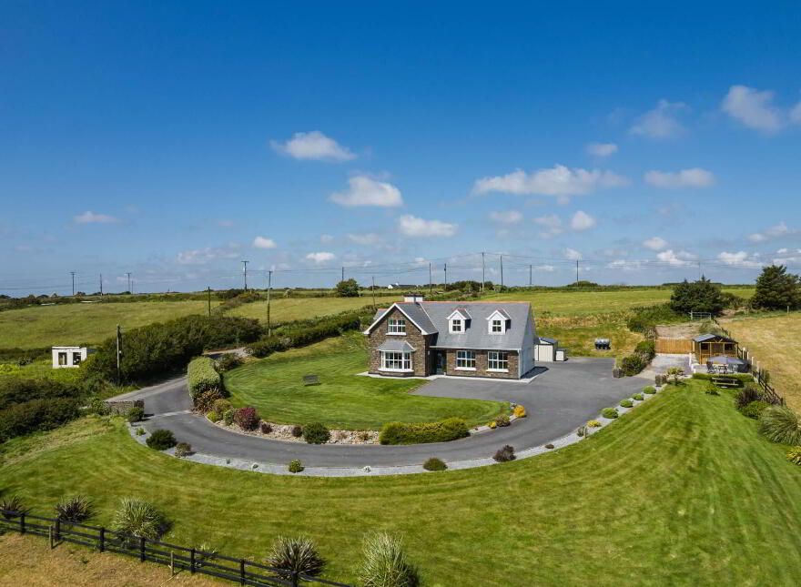 Brownstown, Ardfield, P85XR15 photo