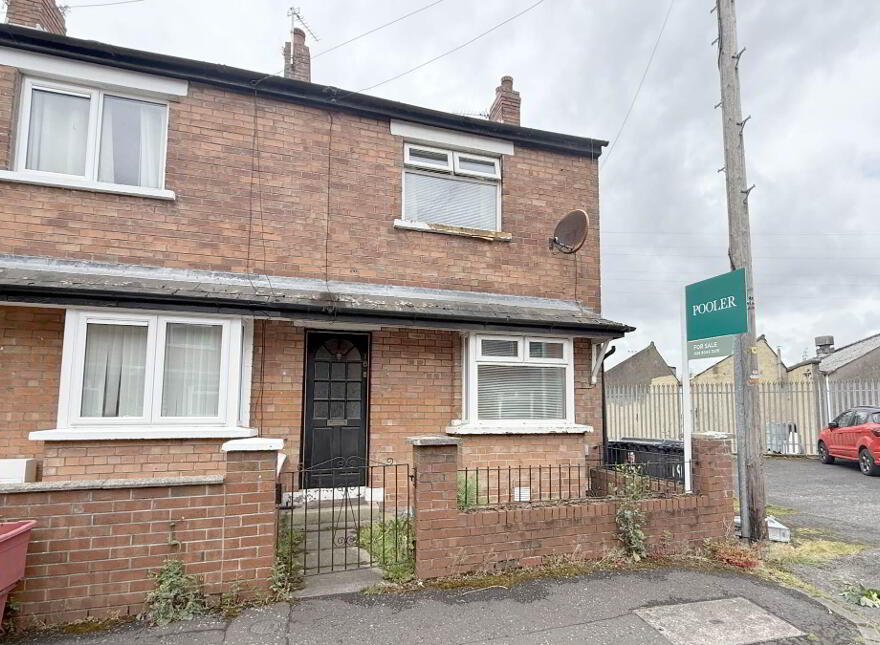 18 Bloomfield Crescent, Bloomfield, Belfast, BT5 5AT photo