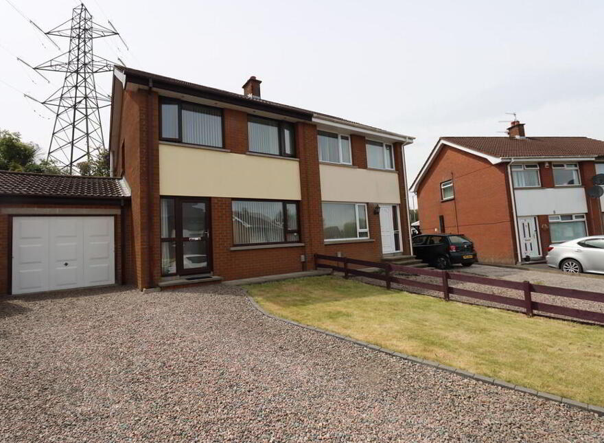 31 Beechgrove Crescent, Newtownabbey, BT36 6JG photo