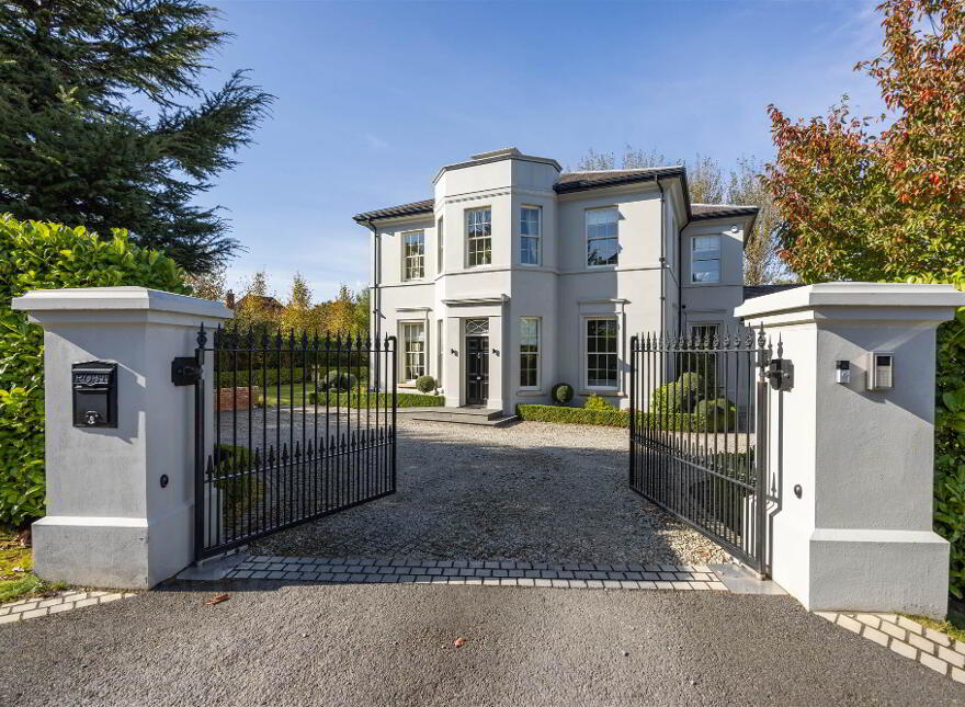 2 Craigavad Park, Station Road, Holywood, BT18 0GH photo