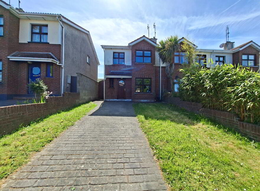 31 Charlotte Grove, Gorey, Y25TP29 photo