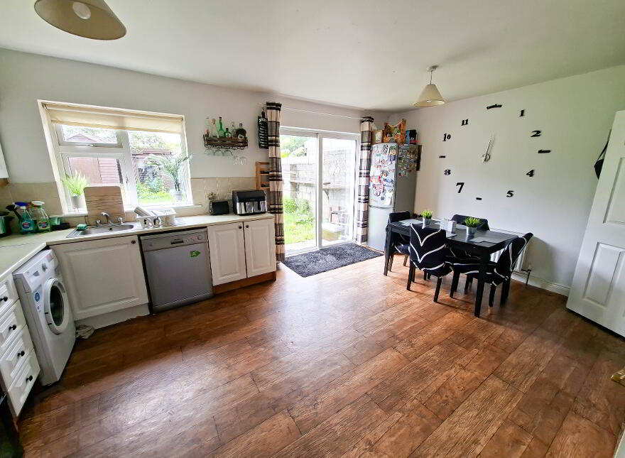 31 Charlotte Grove, Gorey, Y25TP29